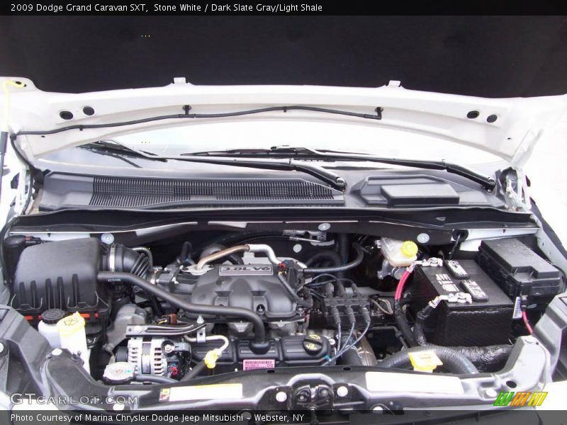 Stone White / Dark Slate Gray/Light Shale 2009 Dodge Grand Caravan SXT