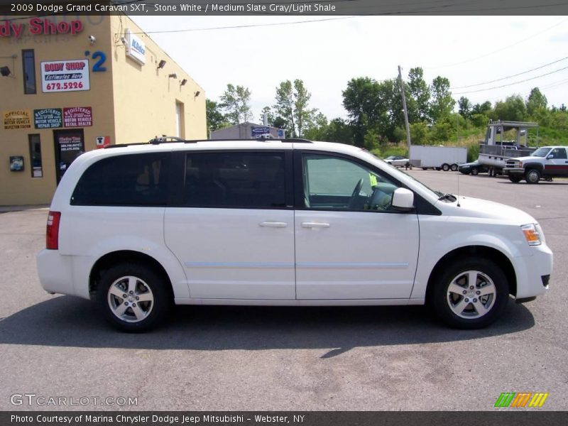 Stone White / Medium Slate Gray/Light Shale 2009 Dodge Grand Caravan SXT