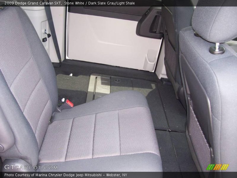 Stone White / Dark Slate Gray/Light Shale 2009 Dodge Grand Caravan SXT