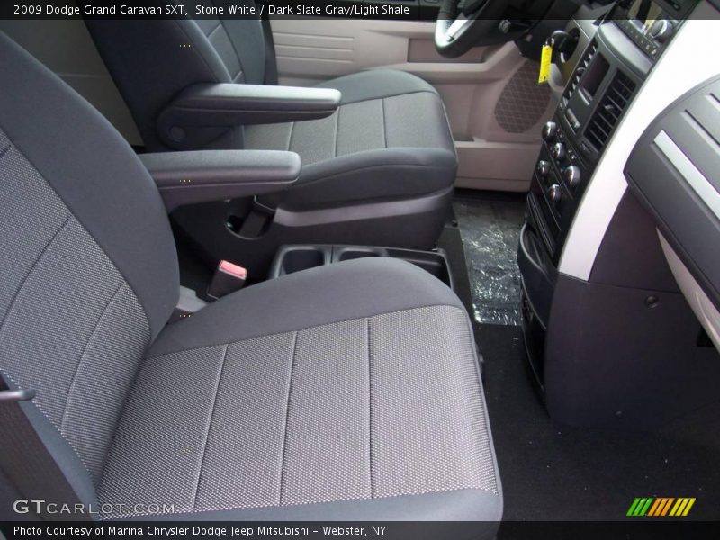 Stone White / Dark Slate Gray/Light Shale 2009 Dodge Grand Caravan SXT