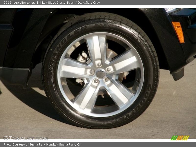 Brilliant Black Crystal Pearl / Dark Slate Gray 2012 Jeep Liberty Jet