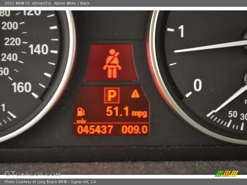 Alpine White / Black 2012 BMW X5 xDrive35d