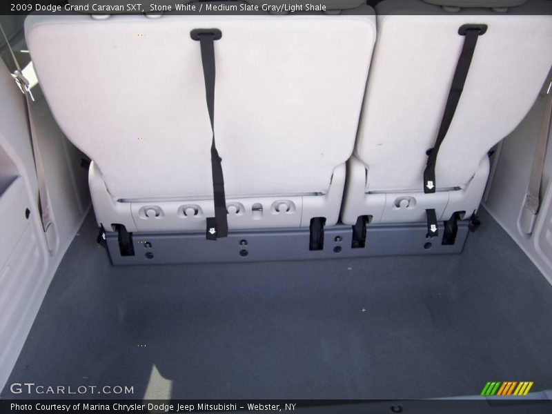 Stone White / Medium Slate Gray/Light Shale 2009 Dodge Grand Caravan SXT
