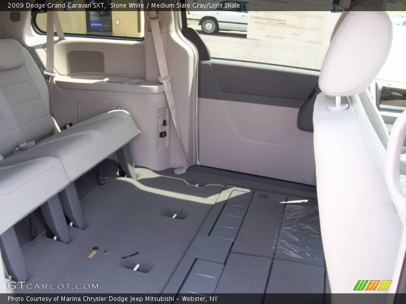 Stone White / Medium Slate Gray/Light Shale 2009 Dodge Grand Caravan SXT