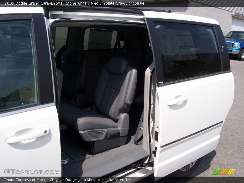 Stone White / Medium Slate Gray/Light Shale 2009 Dodge Grand Caravan SXT