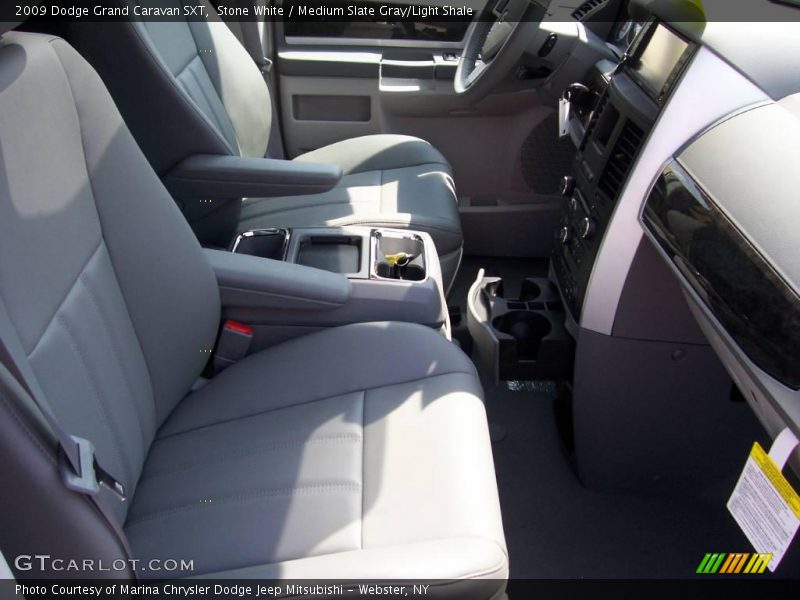 Stone White / Medium Slate Gray/Light Shale 2009 Dodge Grand Caravan SXT