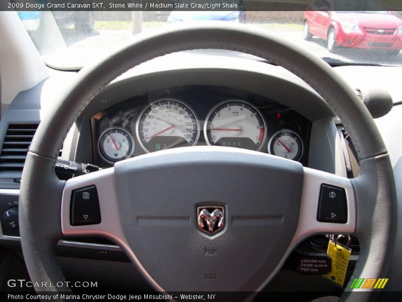 Stone White / Medium Slate Gray/Light Shale 2009 Dodge Grand Caravan SXT