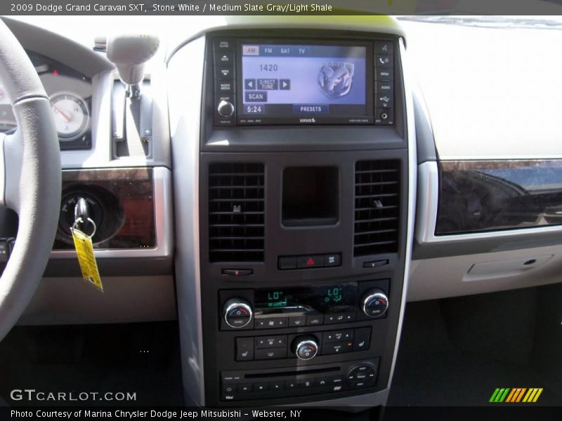 Stone White / Medium Slate Gray/Light Shale 2009 Dodge Grand Caravan SXT