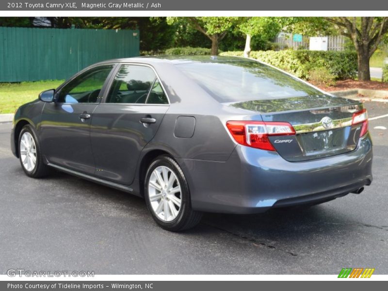 Magnetic Gray Metallic / Ash 2012 Toyota Camry XLE