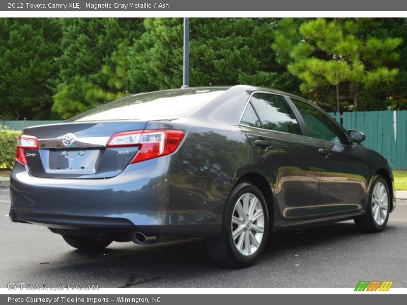 Magnetic Gray Metallic / Ash 2012 Toyota Camry XLE
