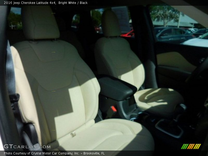 Bright White / Black 2016 Jeep Cherokee Latitude 4x4