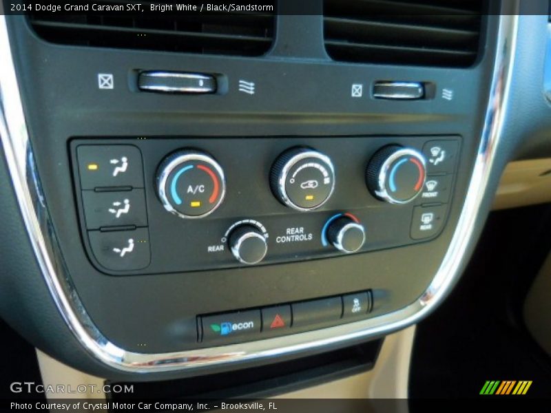 Bright White / Black/Sandstorm 2014 Dodge Grand Caravan SXT