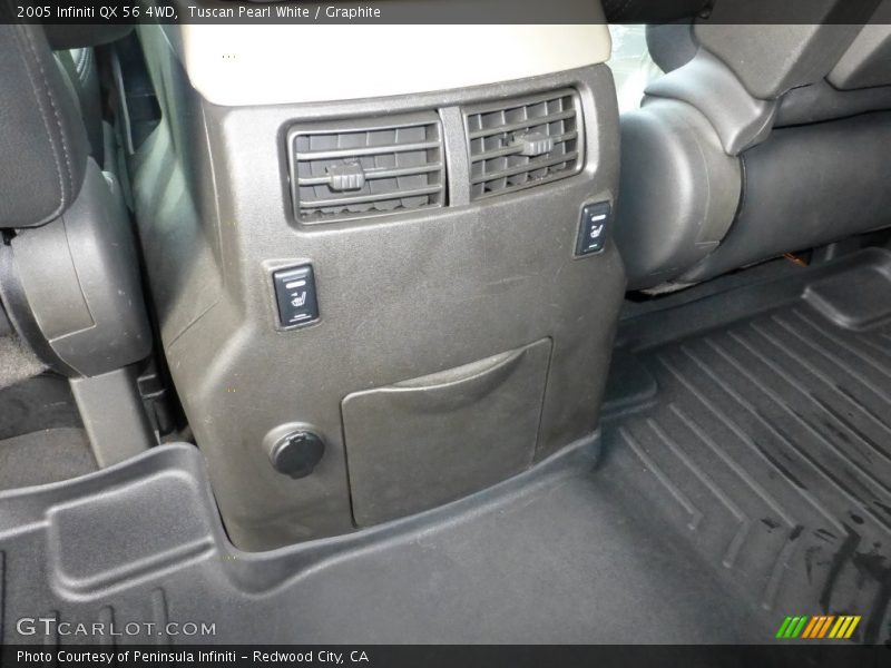 Tuscan Pearl White / Graphite 2005 Infiniti QX 56 4WD