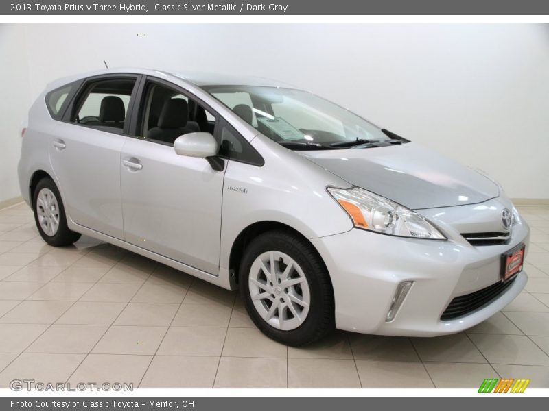Classic Silver Metallic / Dark Gray 2013 Toyota Prius v Three Hybrid