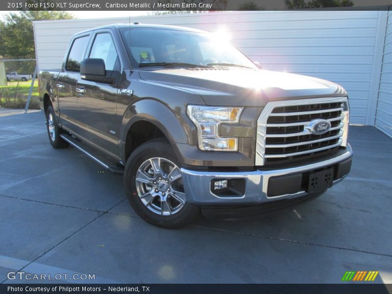 Front 3/4 View of 2015 F150 XLT SuperCrew