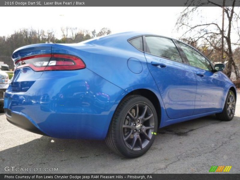 Laser Blue Pearl / Black 2016 Dodge Dart SE