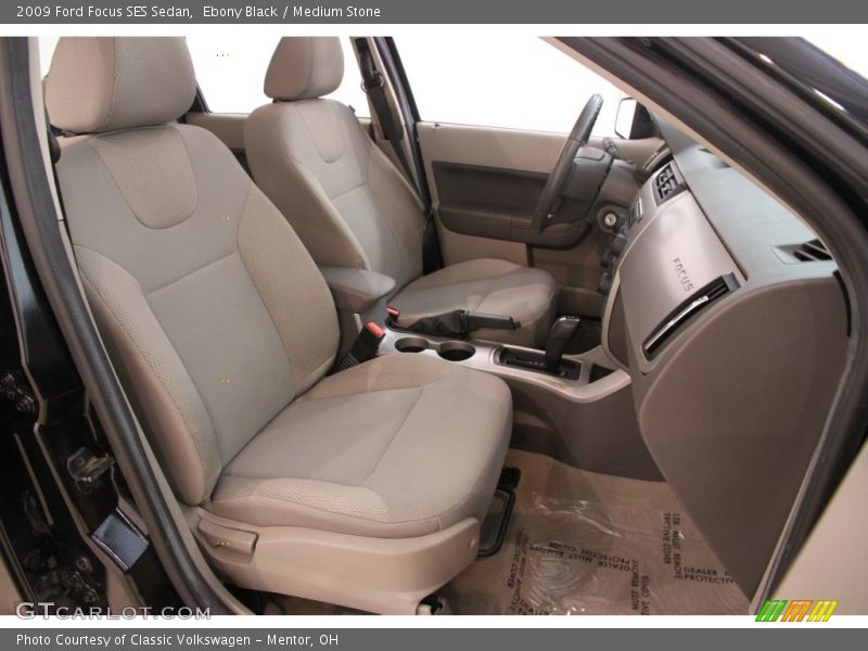 Ebony Black / Medium Stone 2009 Ford Focus SES Sedan