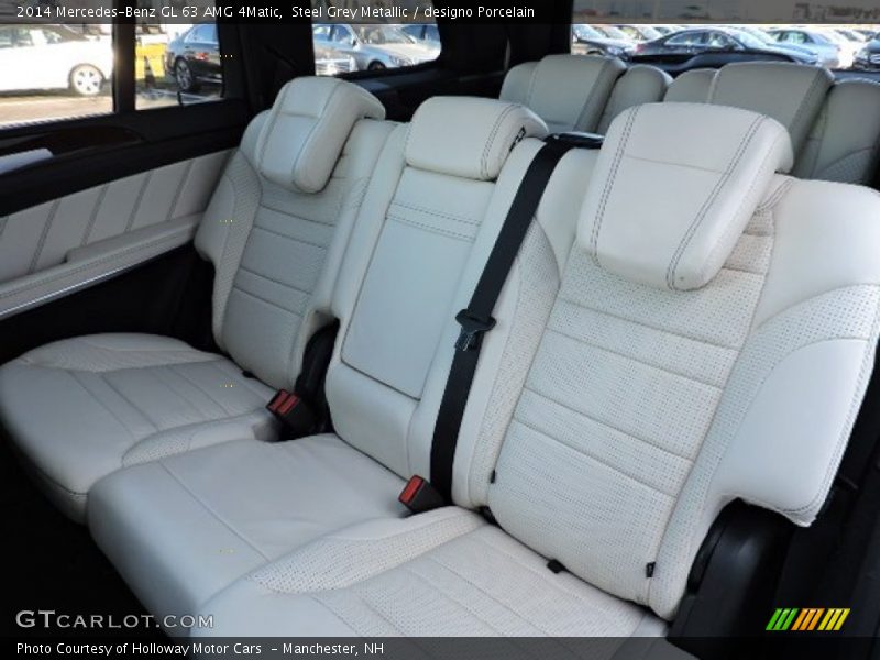 Rear Seat of 2014 GL 63 AMG 4Matic