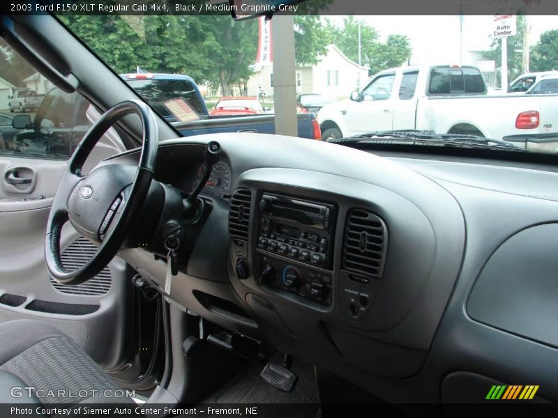 Black / Medium Graphite Grey 2003 Ford F150 XLT Regular Cab 4x4