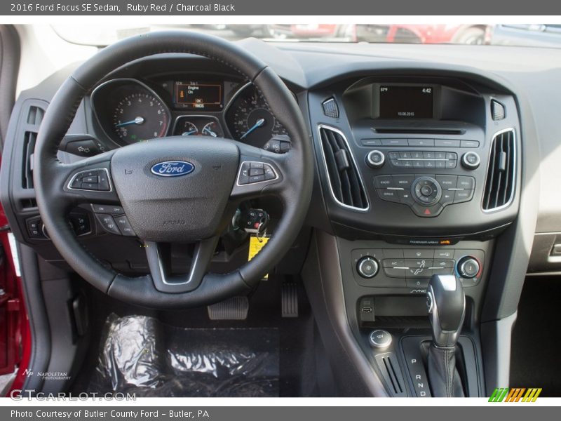 Ruby Red / Charcoal Black 2016 Ford Focus SE Sedan