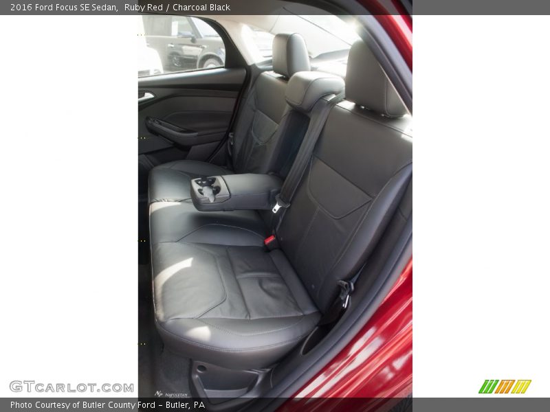 Ruby Red / Charcoal Black 2016 Ford Focus SE Sedan