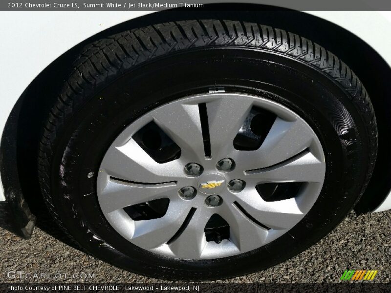 Summit White / Jet Black/Medium Titanium 2012 Chevrolet Cruze LS
