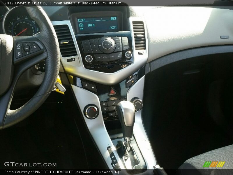 Summit White / Jet Black/Medium Titanium 2012 Chevrolet Cruze LS