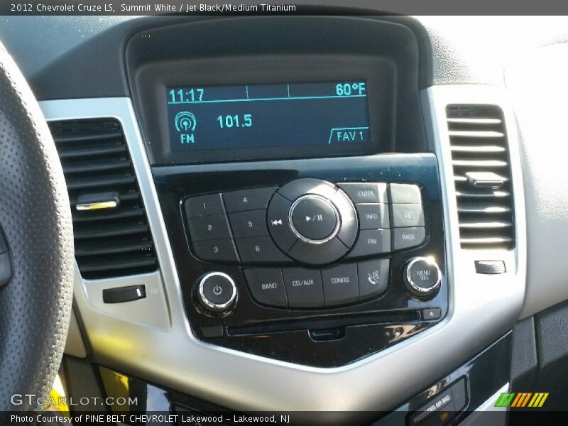 Summit White / Jet Black/Medium Titanium 2012 Chevrolet Cruze LS