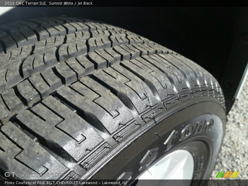 Summit White / Jet Black 2013 GMC Terrain SLE