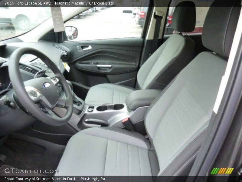 Magnetic Metallic / Charcoal Black 2016 Ford Escape SE 4WD