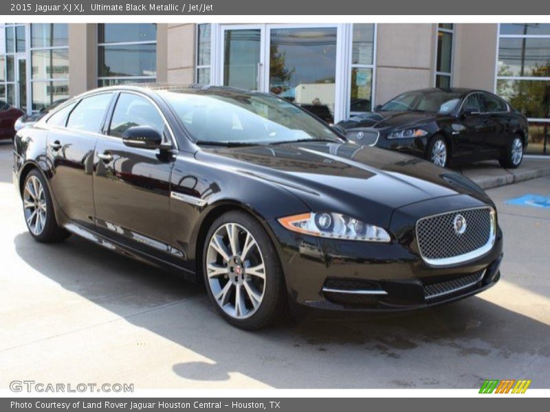 Front 3/4 View of 2015 XJ XJ