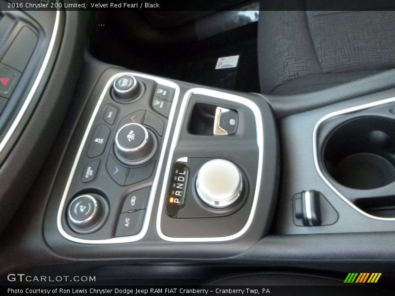 Velvet Red Pearl / Black 2016 Chrysler 200 Limited