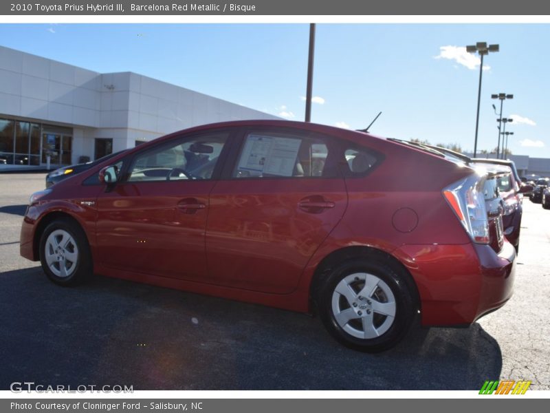 Barcelona Red Metallic / Bisque 2010 Toyota Prius Hybrid III