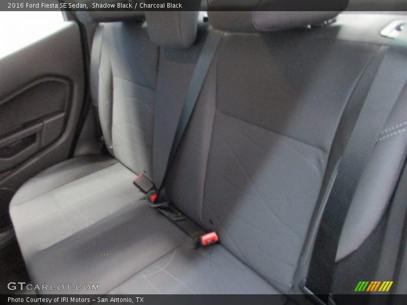 Shadow Black / Charcoal Black 2016 Ford Fiesta SE Sedan