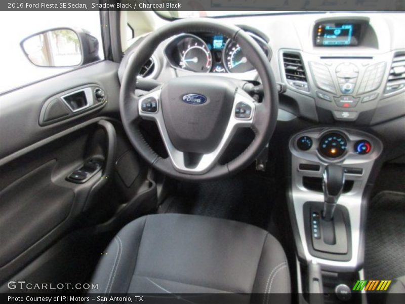 Shadow Black / Charcoal Black 2016 Ford Fiesta SE Sedan
