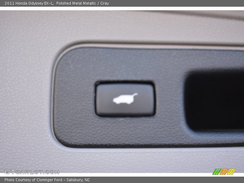 Polished Metal Metallic / Gray 2011 Honda Odyssey EX-L