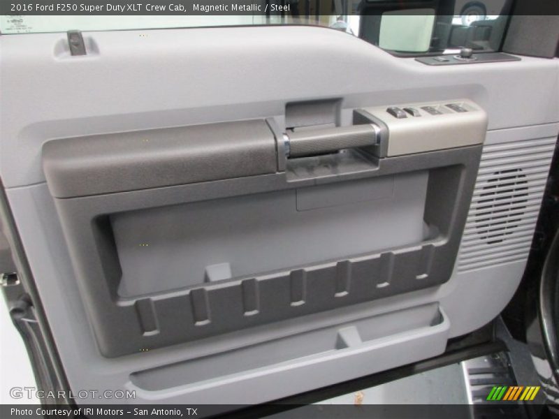 Magnetic Metallic / Steel 2016 Ford F250 Super Duty XLT Crew Cab