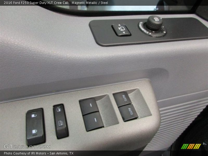 Magnetic Metallic / Steel 2016 Ford F250 Super Duty XLT Crew Cab