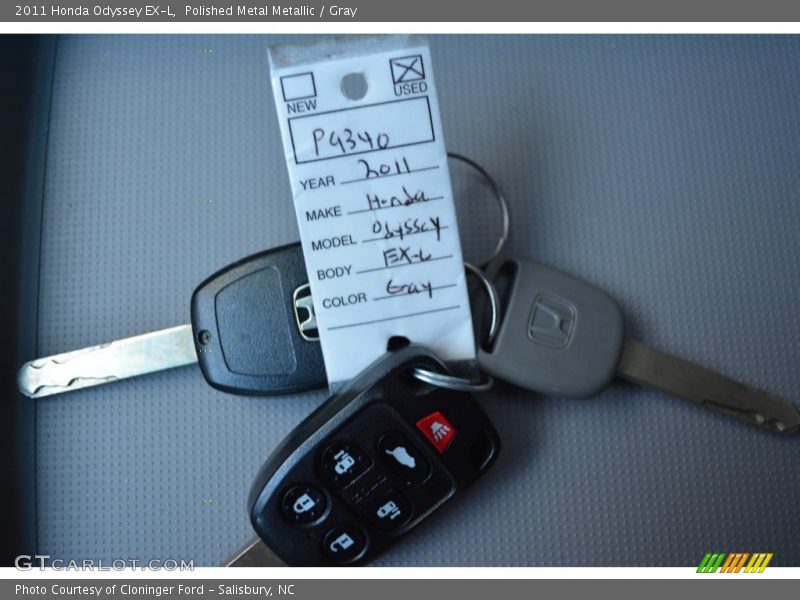 Polished Metal Metallic / Gray 2011 Honda Odyssey EX-L