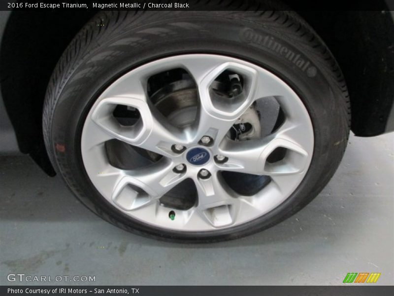 Magnetic Metallic / Charcoal Black 2016 Ford Escape Titanium