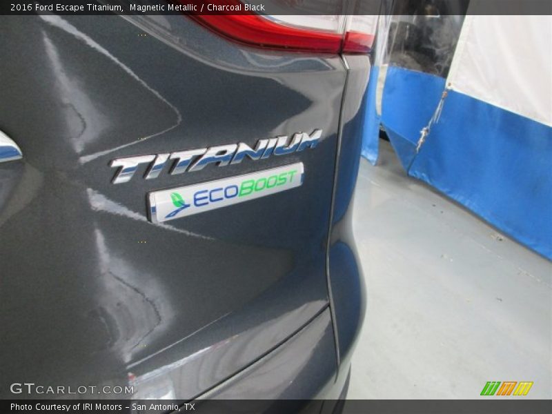 Magnetic Metallic / Charcoal Black 2016 Ford Escape Titanium