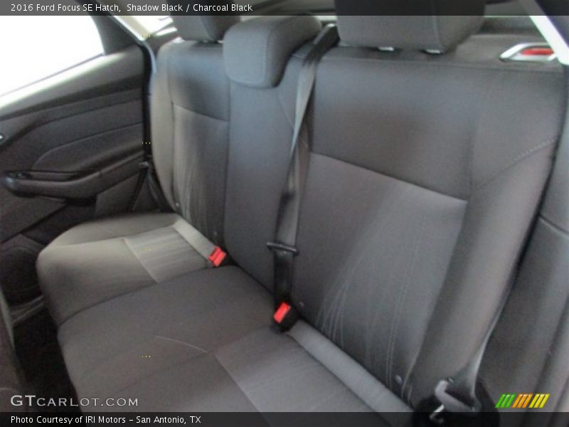 Shadow Black / Charcoal Black 2016 Ford Focus SE Hatch