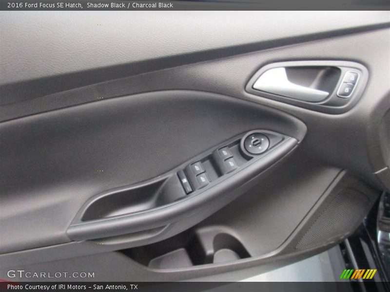 Shadow Black / Charcoal Black 2016 Ford Focus SE Hatch