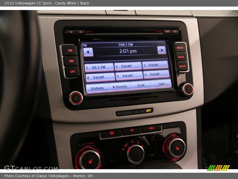 Candy White / Black 2010 Volkswagen CC Sport