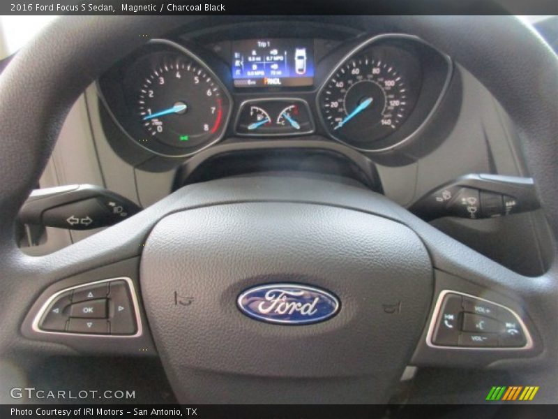 Magnetic / Charcoal Black 2016 Ford Focus S Sedan