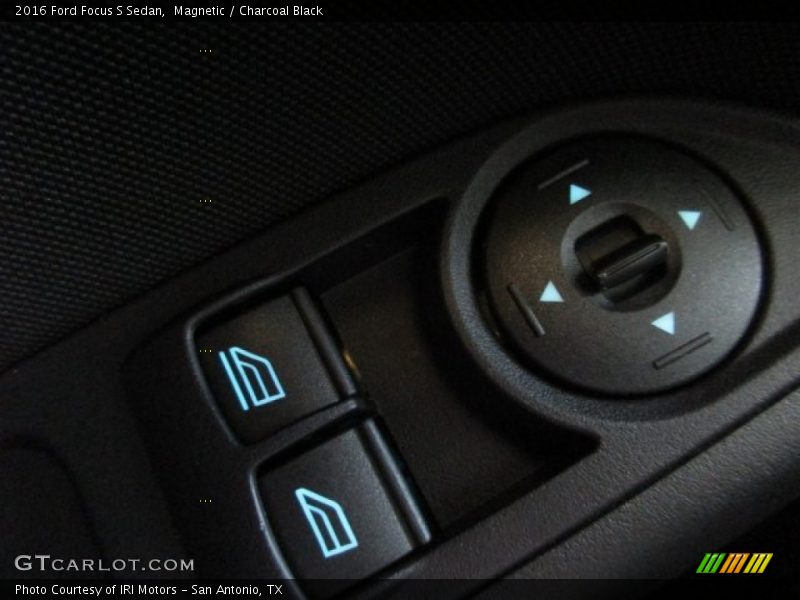 Magnetic / Charcoal Black 2016 Ford Focus S Sedan