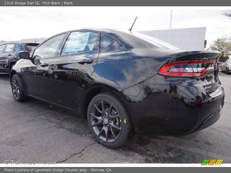 Pitch Black / Black 2016 Dodge Dart SE