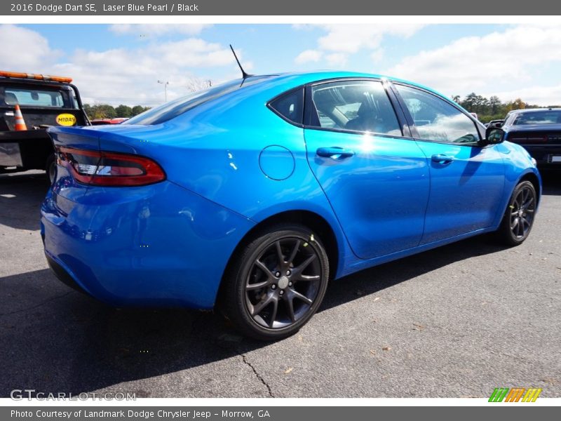 Laser Blue Pearl / Black 2016 Dodge Dart SE