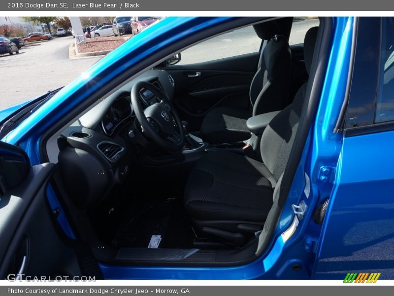 Laser Blue Pearl / Black 2016 Dodge Dart SE