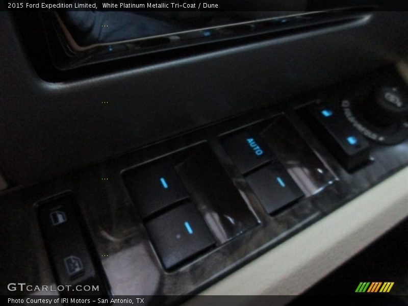 White Platinum Metallic Tri-Coat / Dune 2015 Ford Expedition Limited